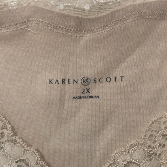 100% Cotton Karen Scott Tank Top with scalloped lace at neckline & arm openings - Picture 2 of 4